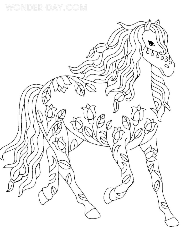 Лошадь с узорами
