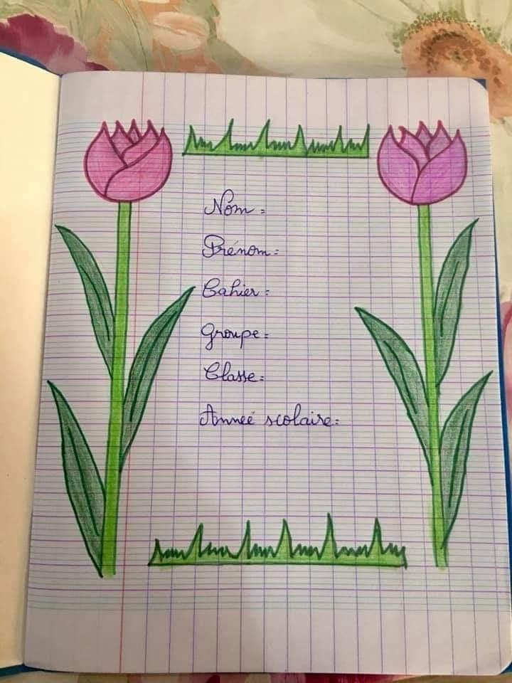 tulipanes y hierba